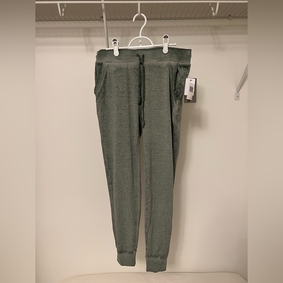 Threads4thought offshore jogger - Picture 1 of 3